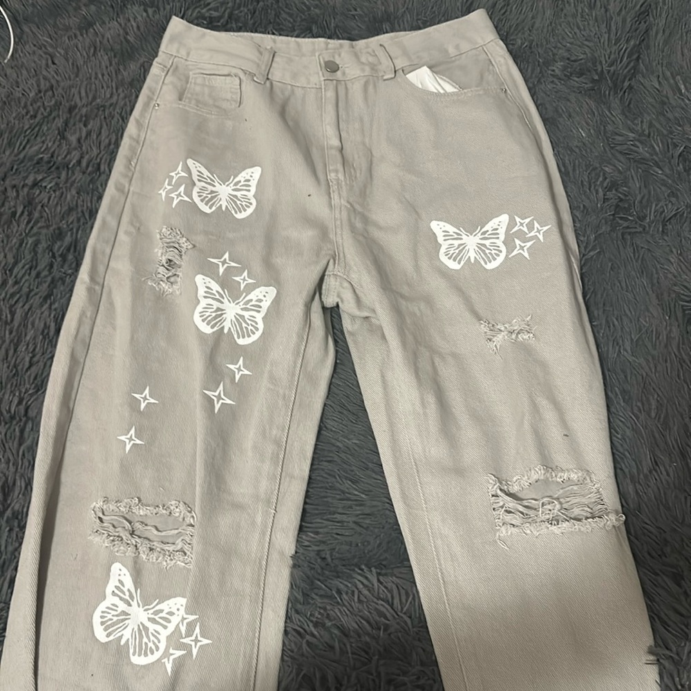 Ripped jeans